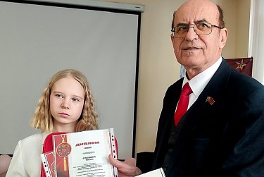 Истории о взаимопомощи – в детских сочинениях